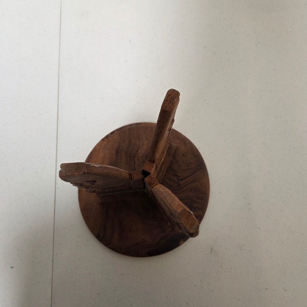 Vintage Hand Carved Wood Folding Plant Stand Small Round Tripod Accent Table - Picture 4 of 4